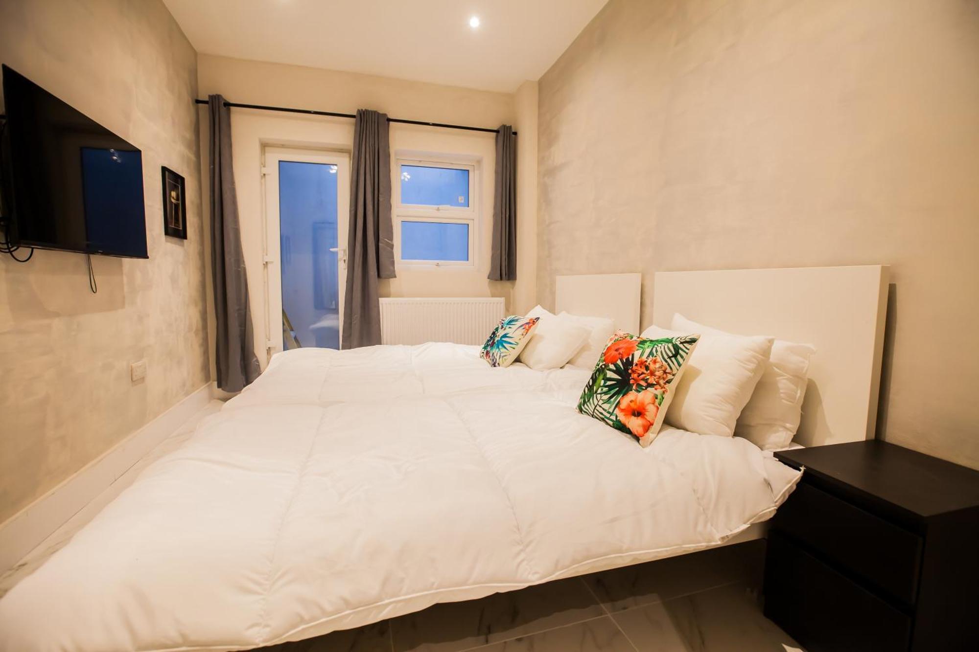 Luxury Fulham 3 Bedroom Garden House 伦敦 外观 照片